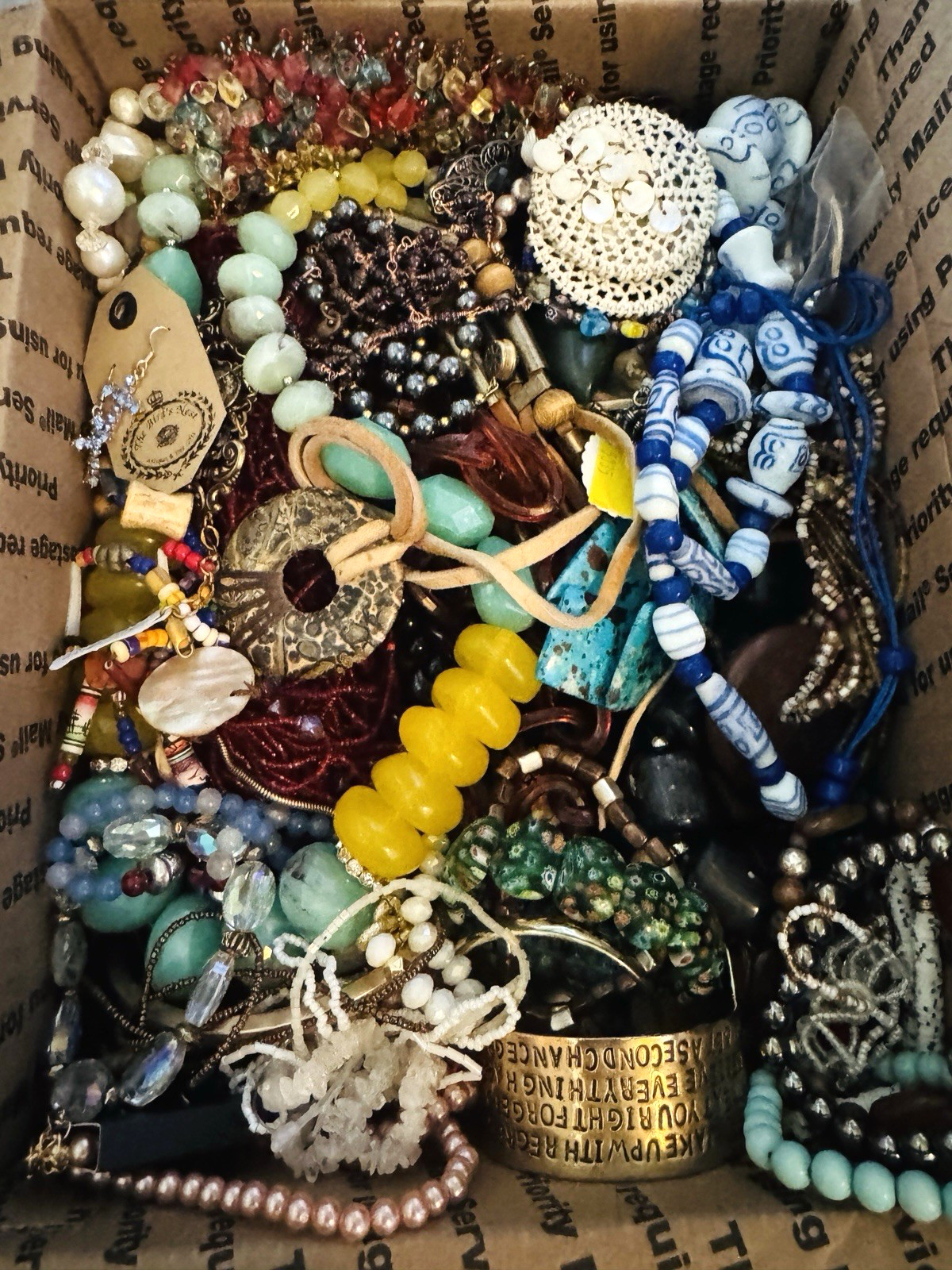 9 LBS 8.6 OZ Vintage to Now JEWELRY LOT Craft Resale Medium Flat Rate Box #6