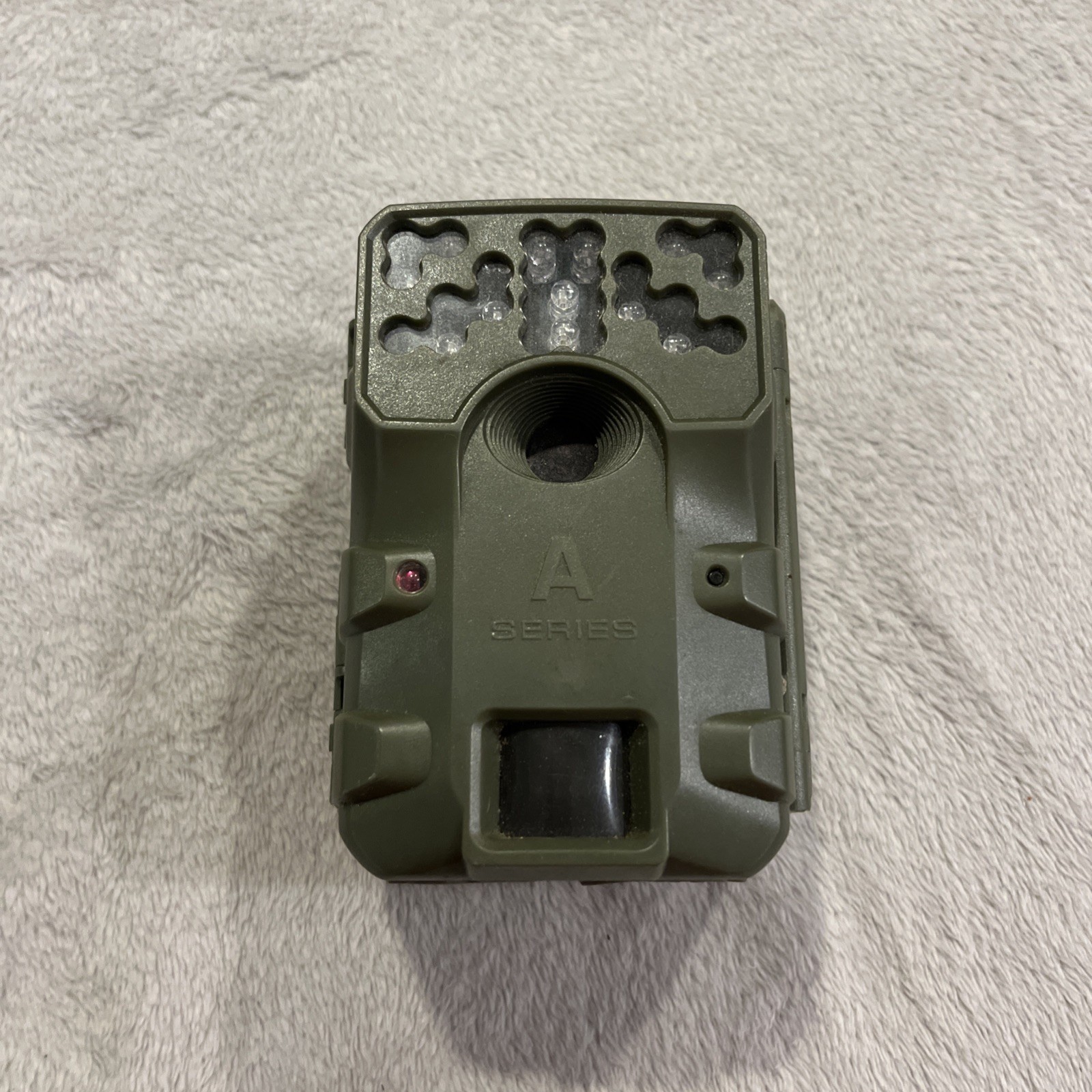 Moultrie W400 Trail Camera Hunting Accessory- New In Box -