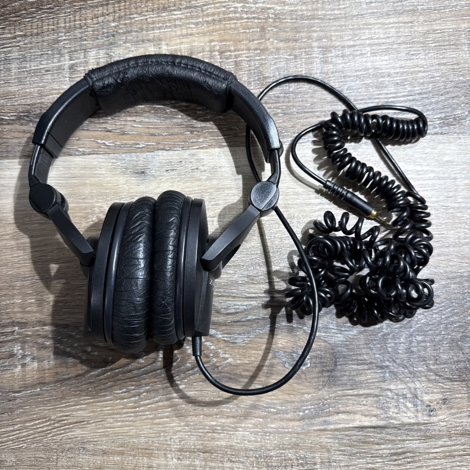 Sennheiser Professional HD 280 Pro 64Ohms Over-Ear Monitoring Headphones Tested