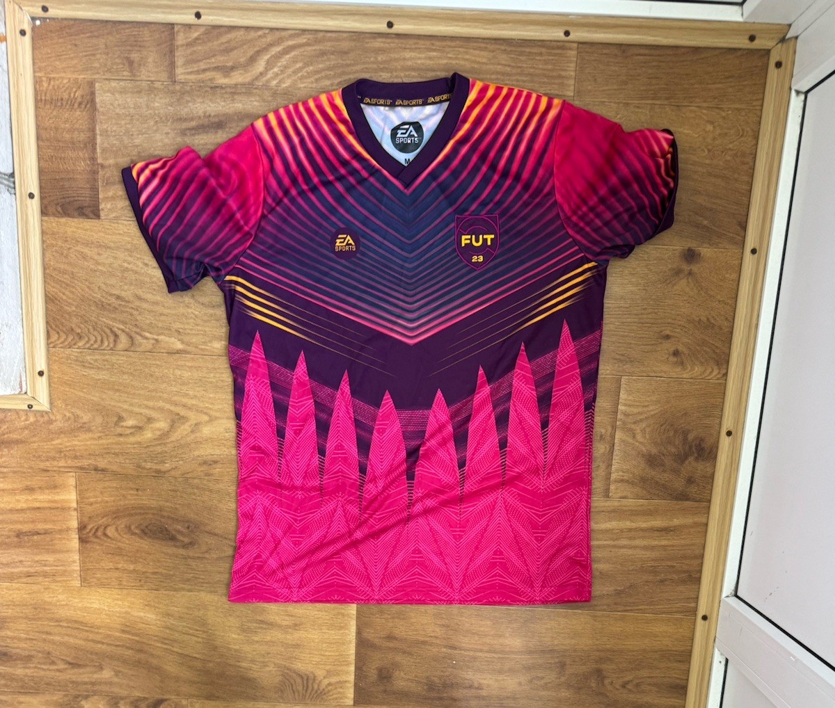 EA SPORTS FIFA 2023 football Shirt Jersey Size M Limited Edition Black VGC