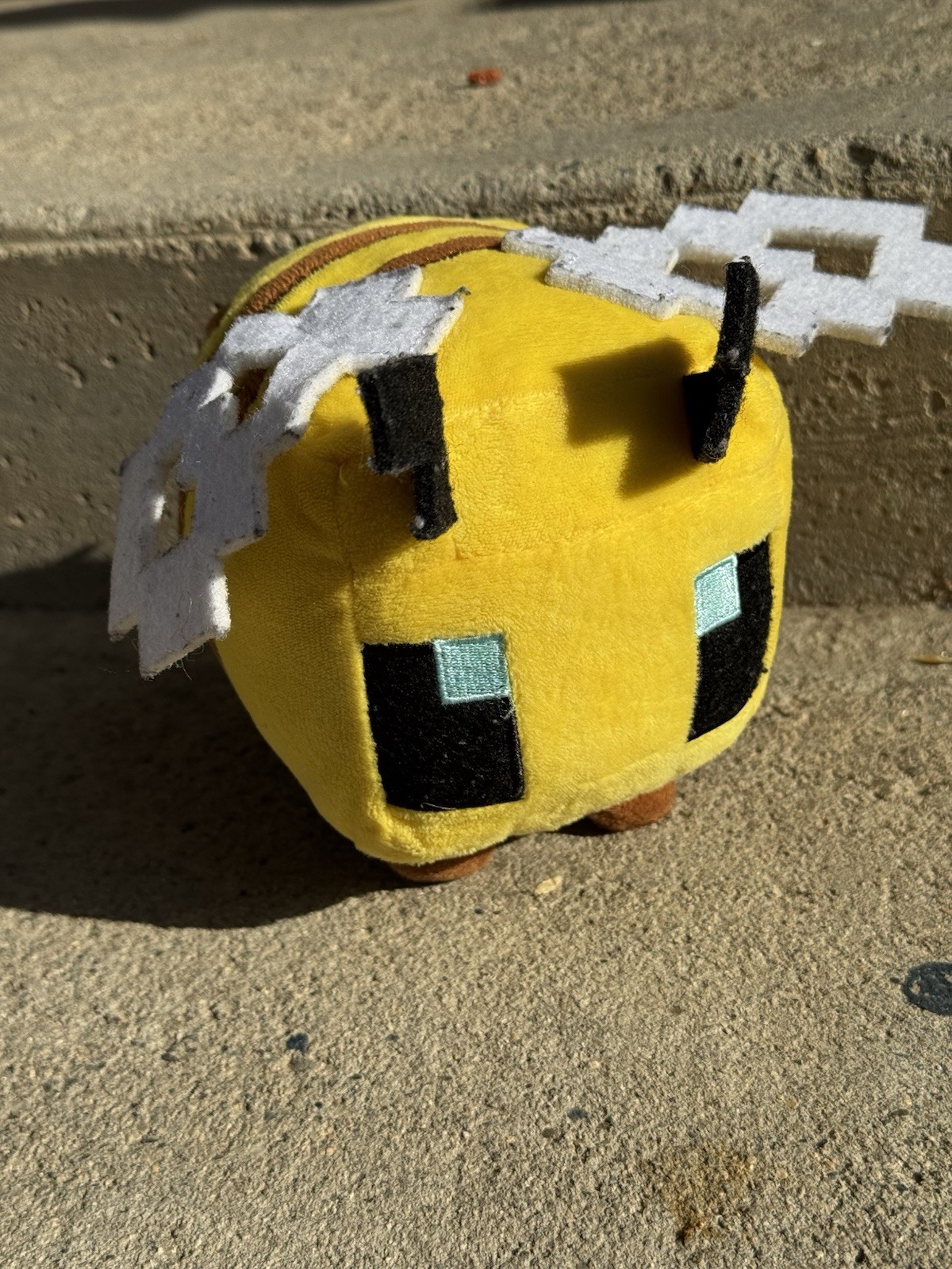 Minecraft Bee Plush Stuffed Toy 4.5" 2021 Mattel Mojang, Video game