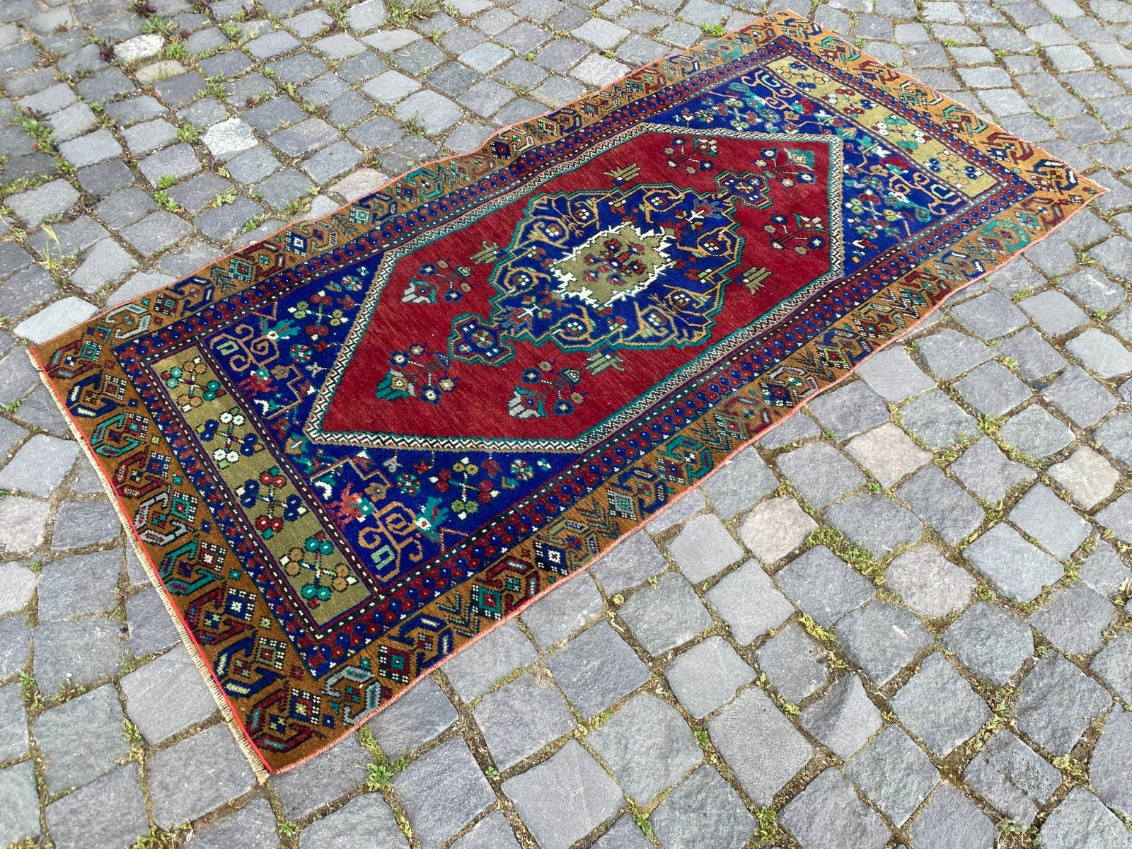 Carpet, Turkish rug, Vintage rug, Handmade rug, Runner, Wool | 2,8 x 6,0 ft