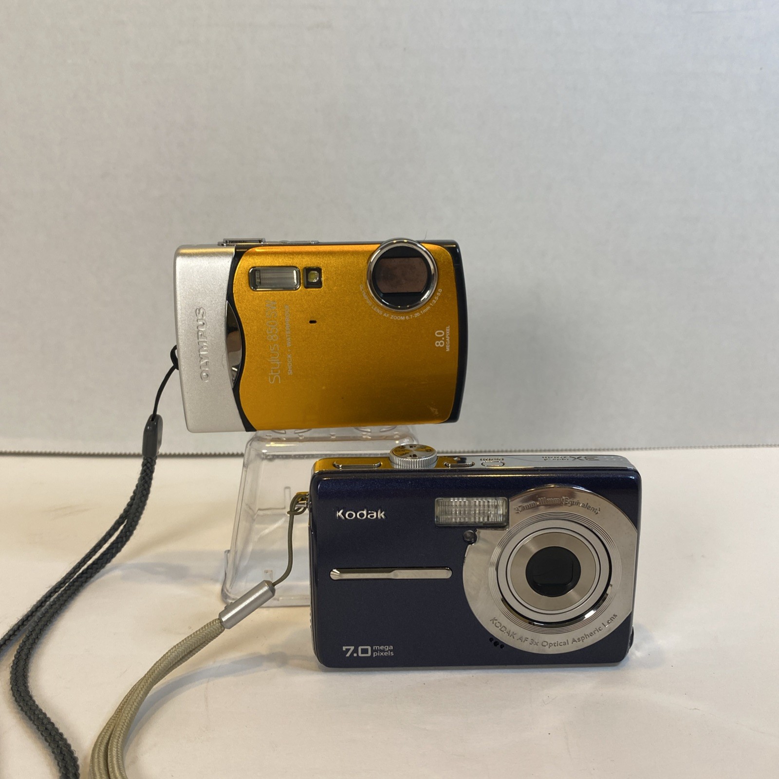 Lot of 2 Olympus Stylus 850 And Kodak Easy Share M753 Cameras PARTS ONLY