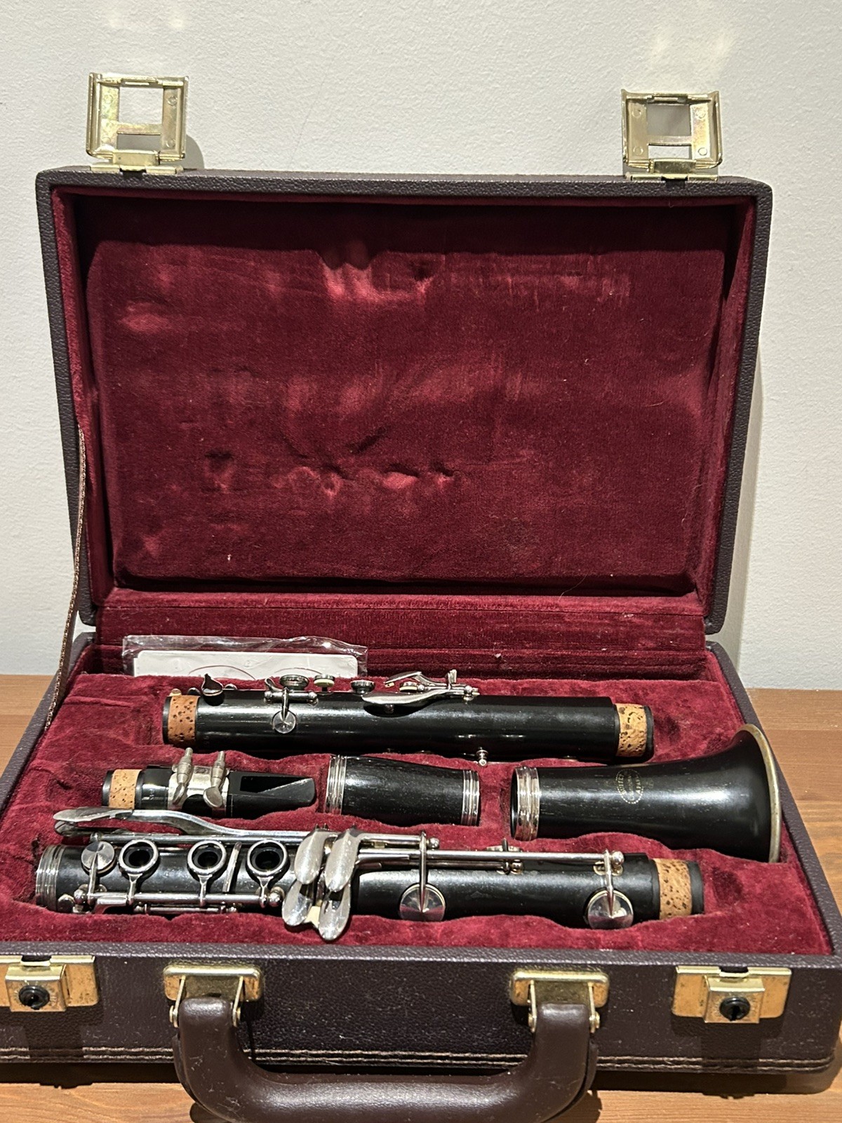 Buffet Crampon E-11 Grenadilla Wood Clarinet & Case Made in Germany-Key,957912