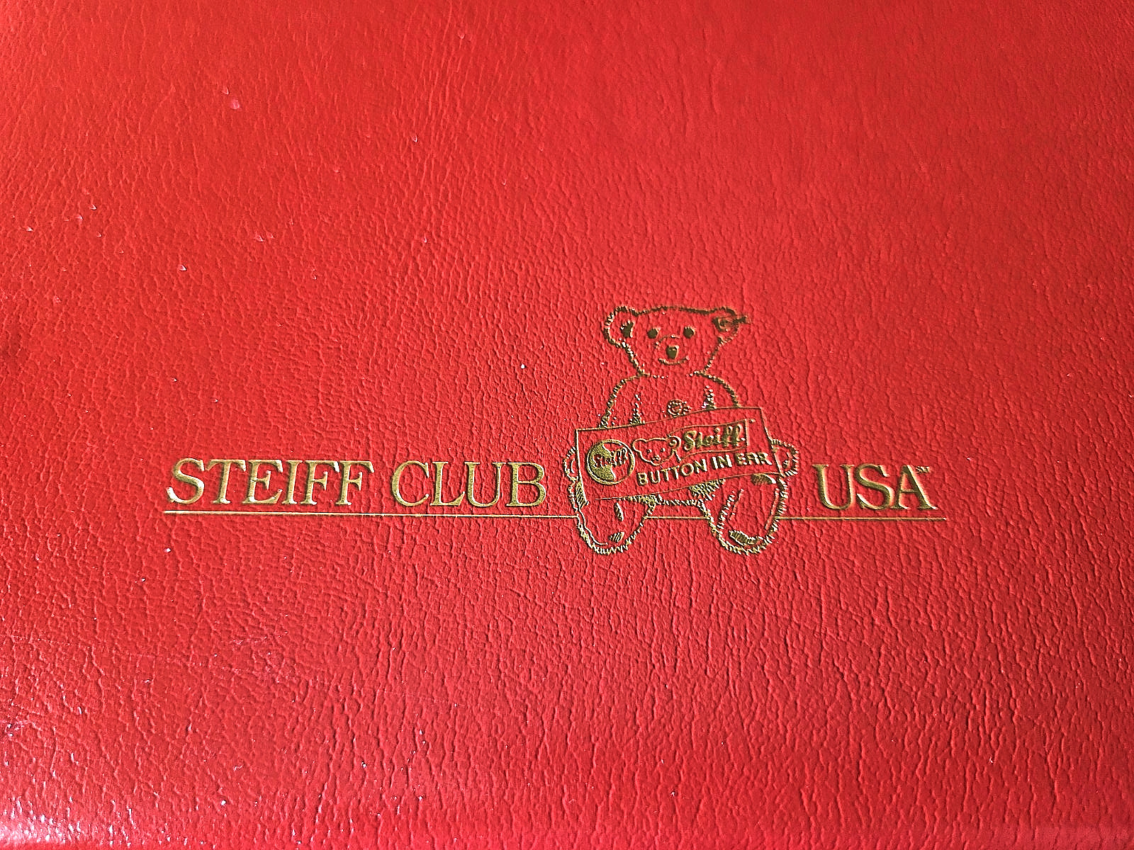 Steiff Collectors Club U.S.A. Red Magazine Box 1999-2000 -12" X 8.5" X 2.25"