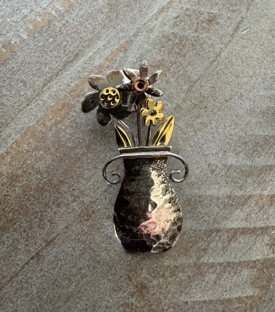Far fetched Lapel Brooch Pin 925 Sterling Silver Mixed Metal  Flowers In Vase