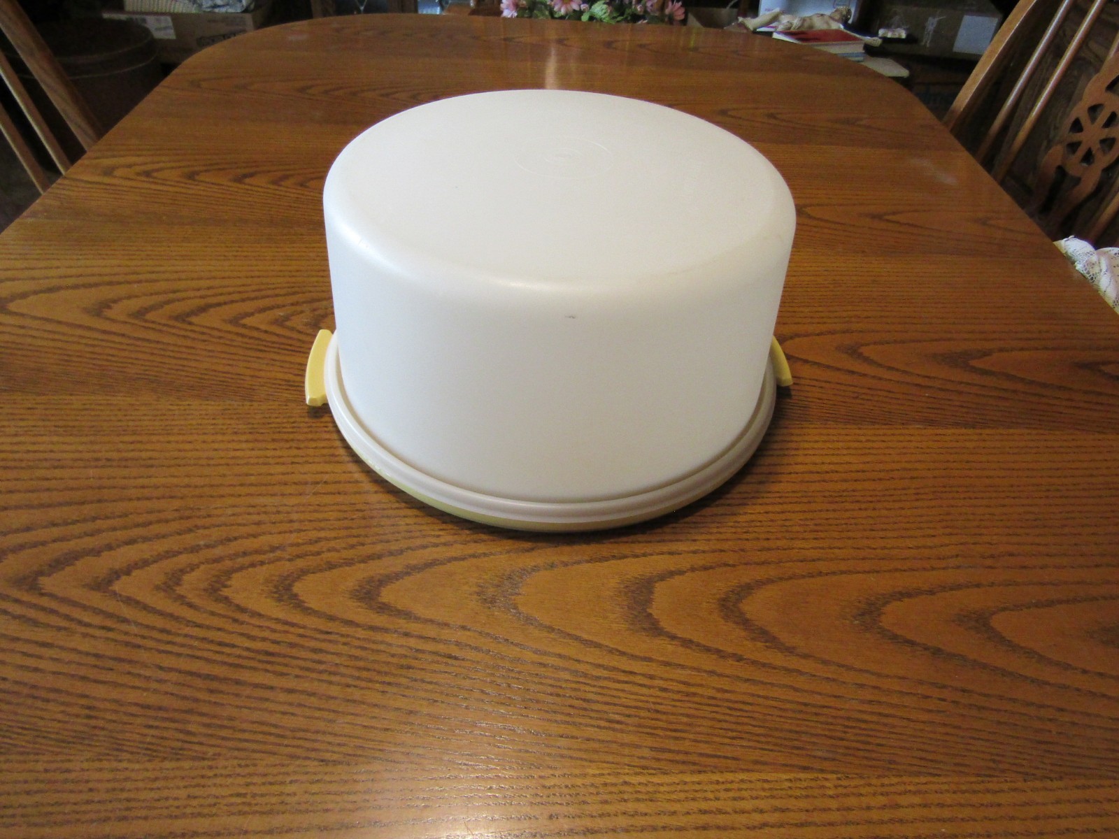 Vintage Tupperware Cake Carrier Large Storage Container 12" diameter