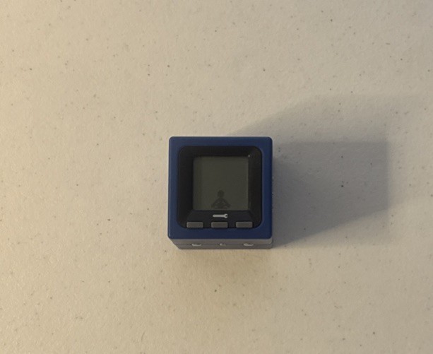 Radica Cube World Handy Series 2 Blue 2005 Electronic Toy Game Tested Working