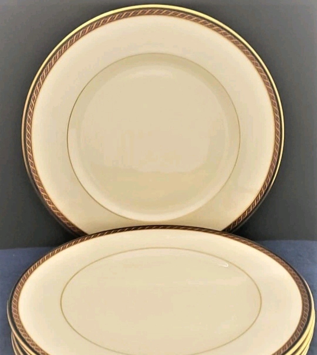 Set of 4 Lenox Monroe Dinner Plates HTF Rare ** UNUSED **