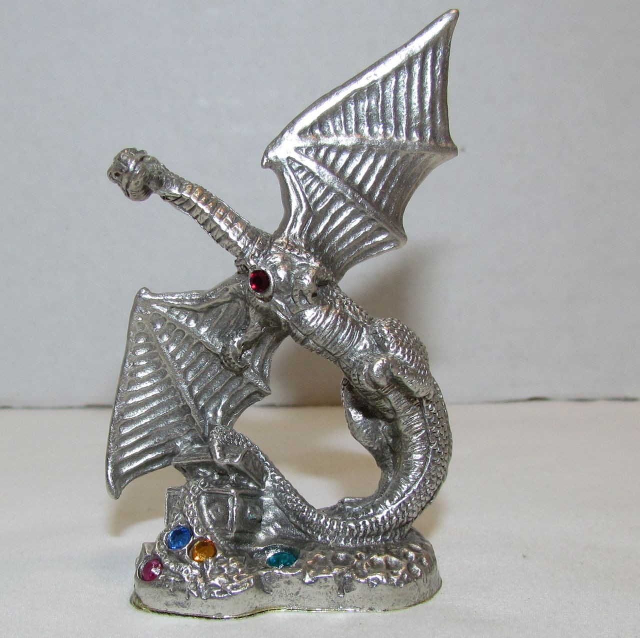 1994 Jay Craft Winged Dragon with Treasure Chest & Jewels