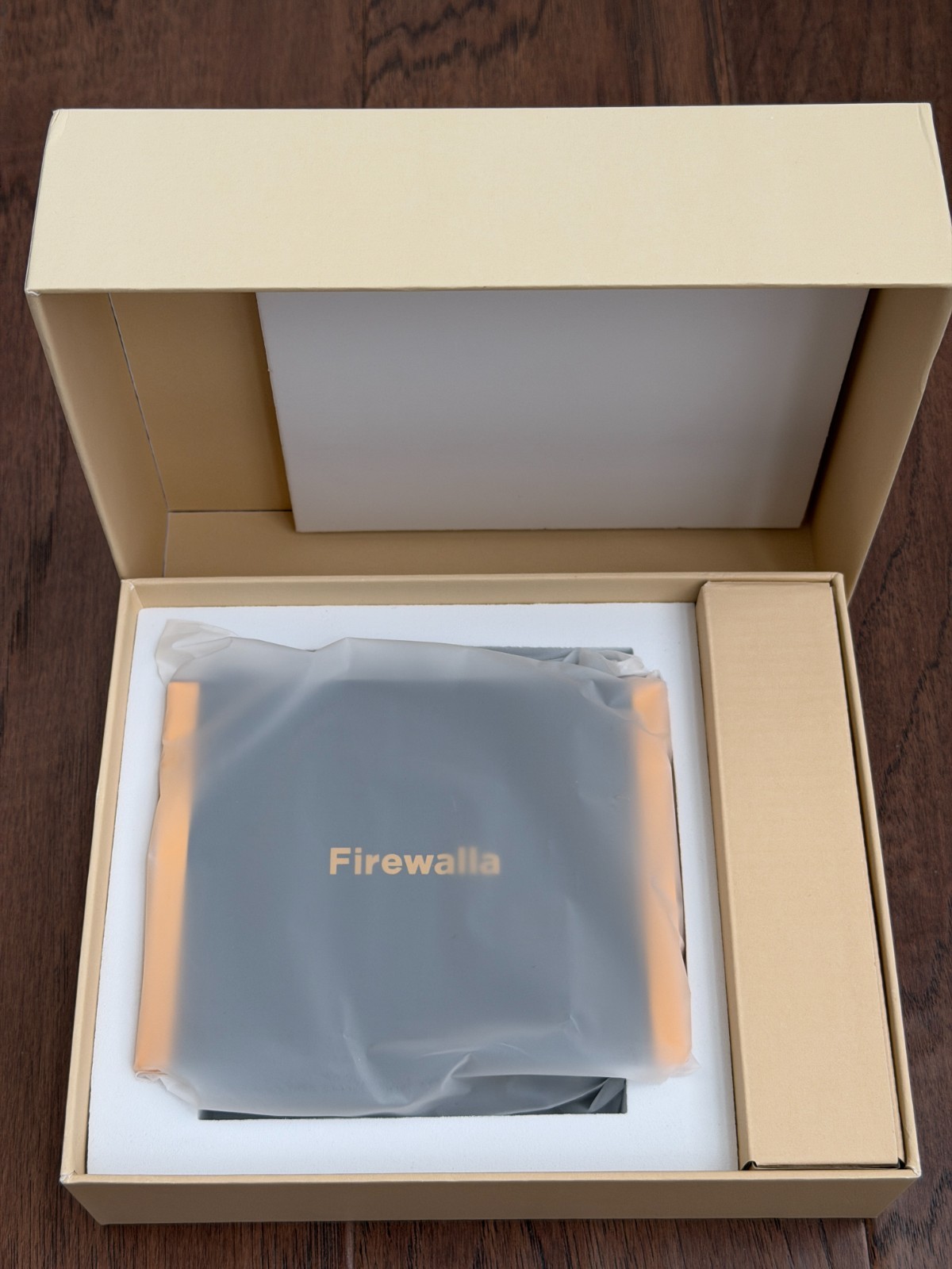 Firewalla Gold SE: 2.5G Cyber Security Firewall & Router