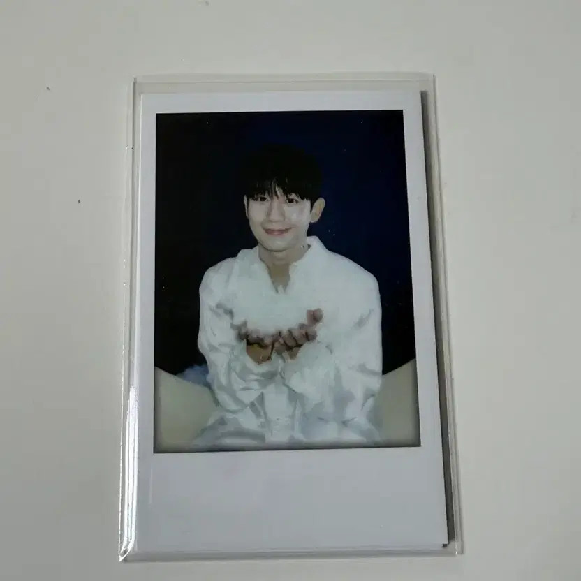 Jung Hae-in 2026 Season Greeting Soundwave Photo Card Collectible