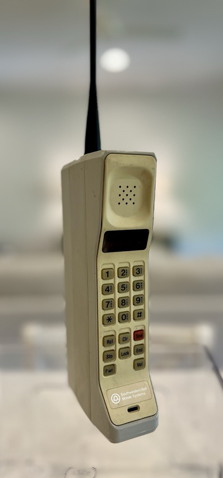 Rare Vintage Motorola Dynatac 8000H Brick Cell Phone W/Car Charger F09LFD8458BG