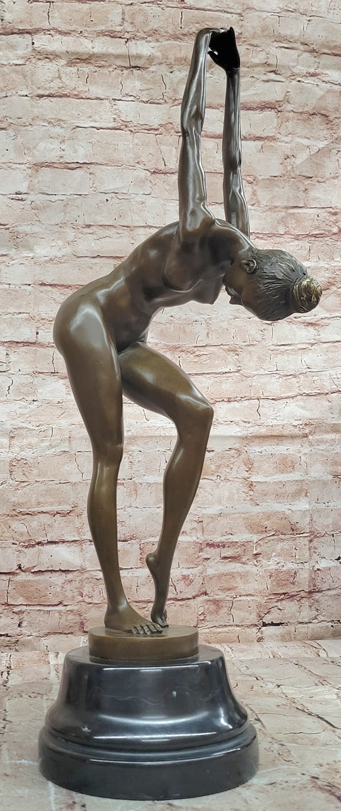Signed Cesaro Bronze Nude Woman Figurine Posing Dance Fine Art Sculpture