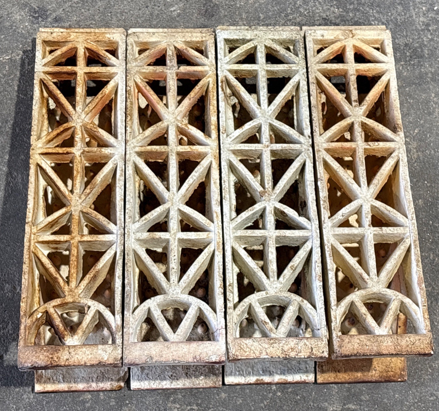 Vintage Dearborn 8”x2”Ceramic Radiant Heat Grates X900-2