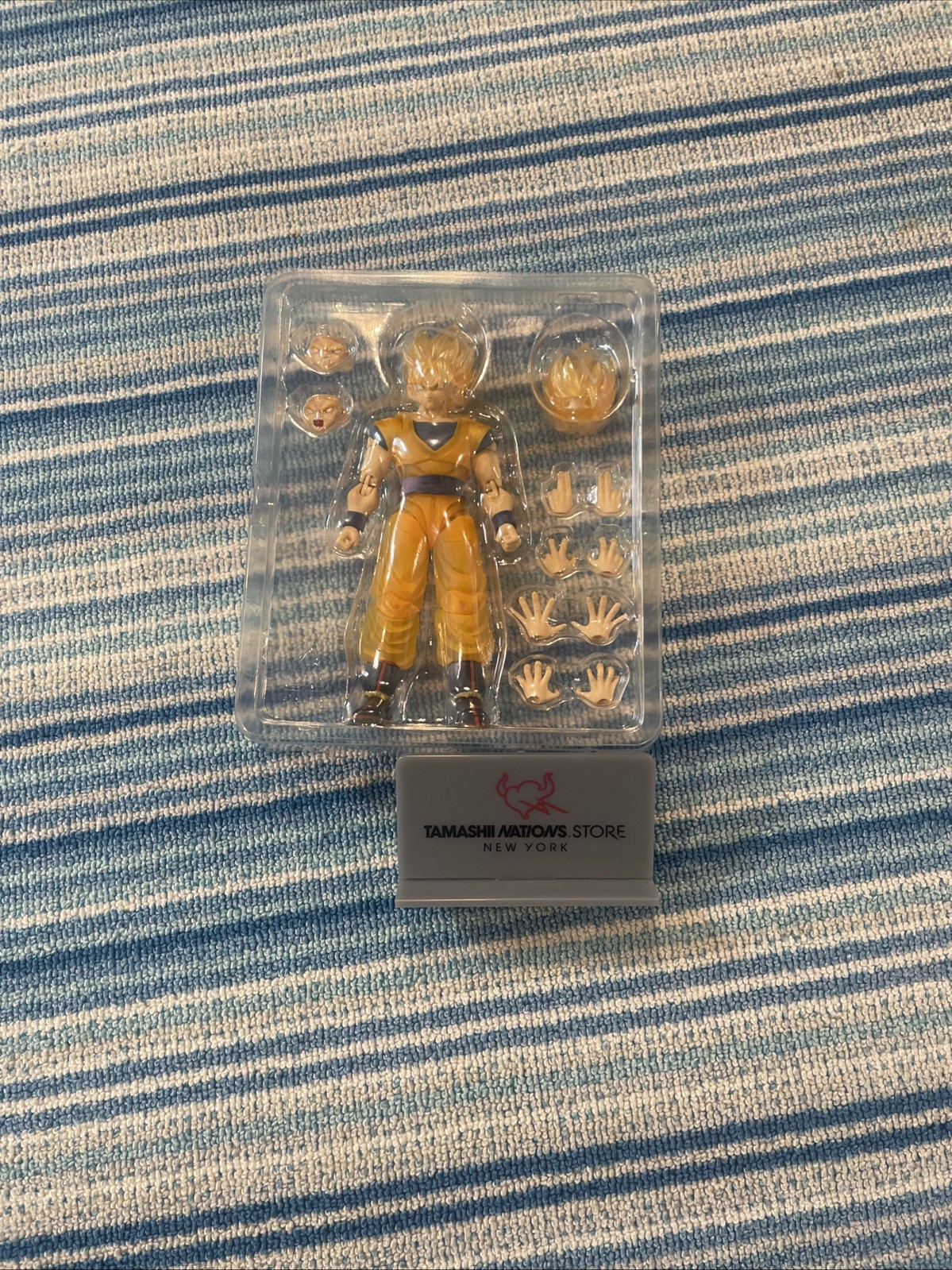 Shf Tamashii Nations Store Exclusive  Super Saiyan Goku Z Store Plaque Included