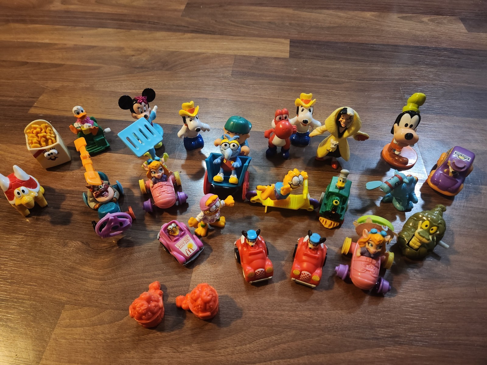 Lot of Tiny Fast Food Toys Plastic