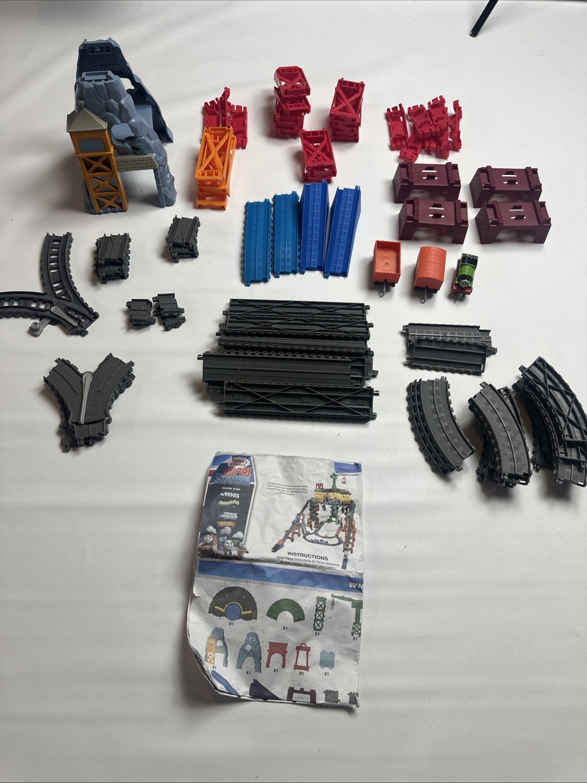 Thomas and Friends Trackmaster Super Station Train Tracks Roughly 95 Parts