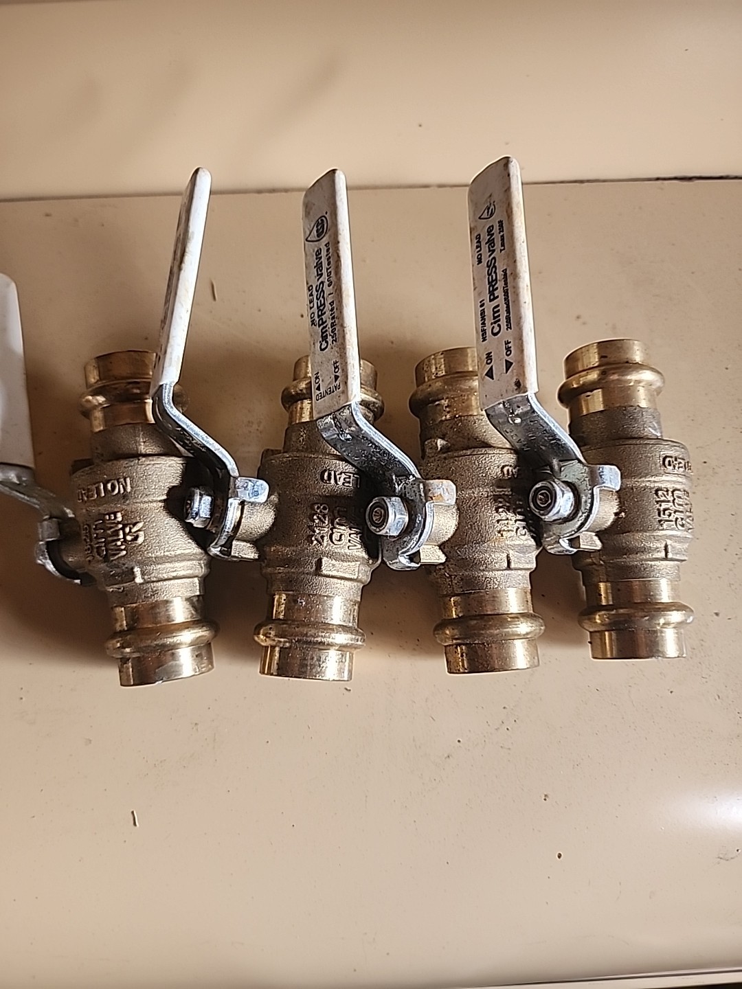 3/4 Inch Press Ball Valves Lot Of 4