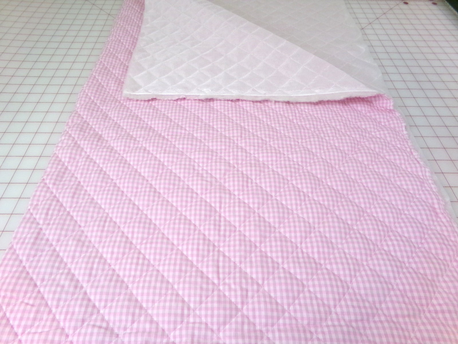 Pink & White Gingham Fabric QUILTED Single Sided Approx, 46x44. SeeNote. M26-191