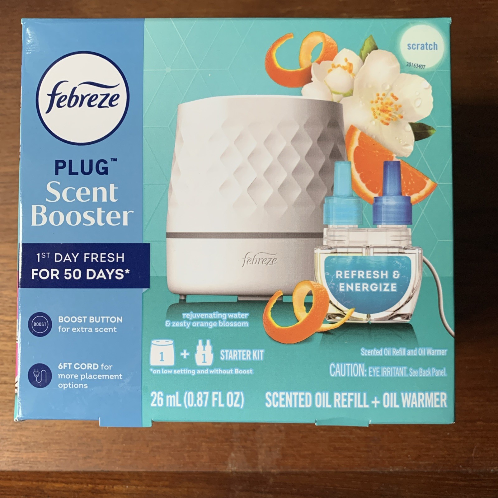 Febreze Plug Scent Booster Refresh & Energize Starter Kit NEW!  Orange