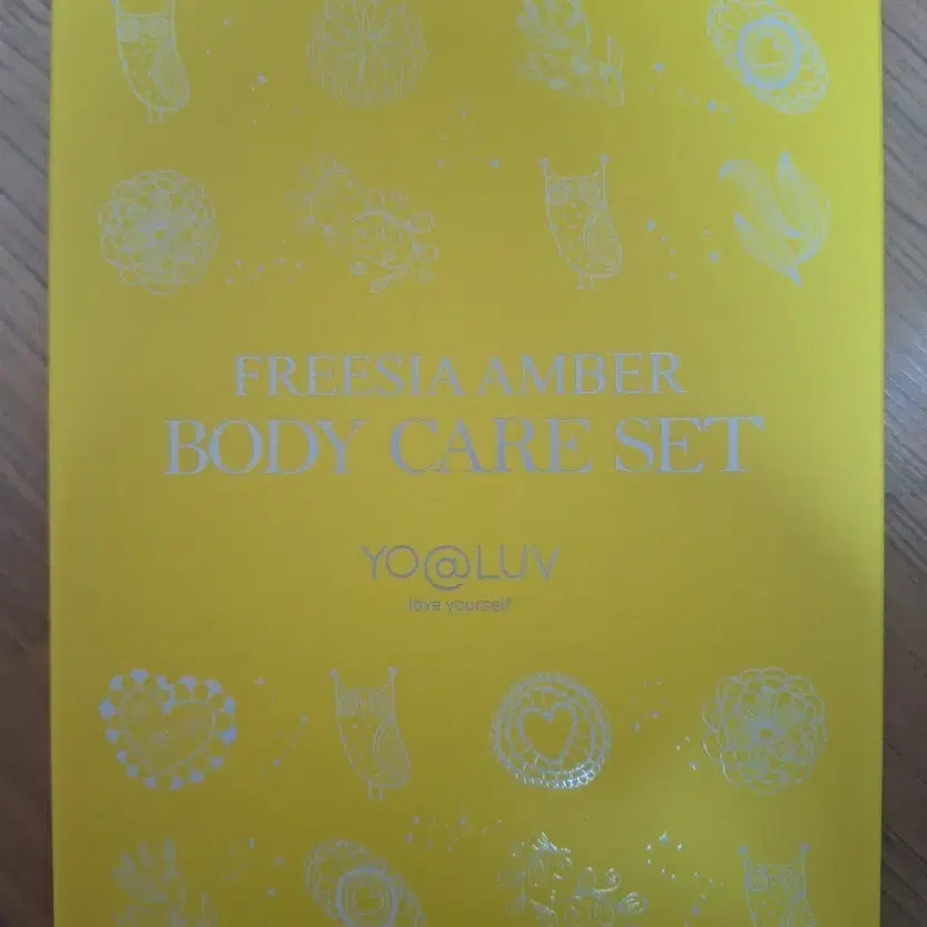 YoaLab Body Care Set, New, Frisia Amber Scent