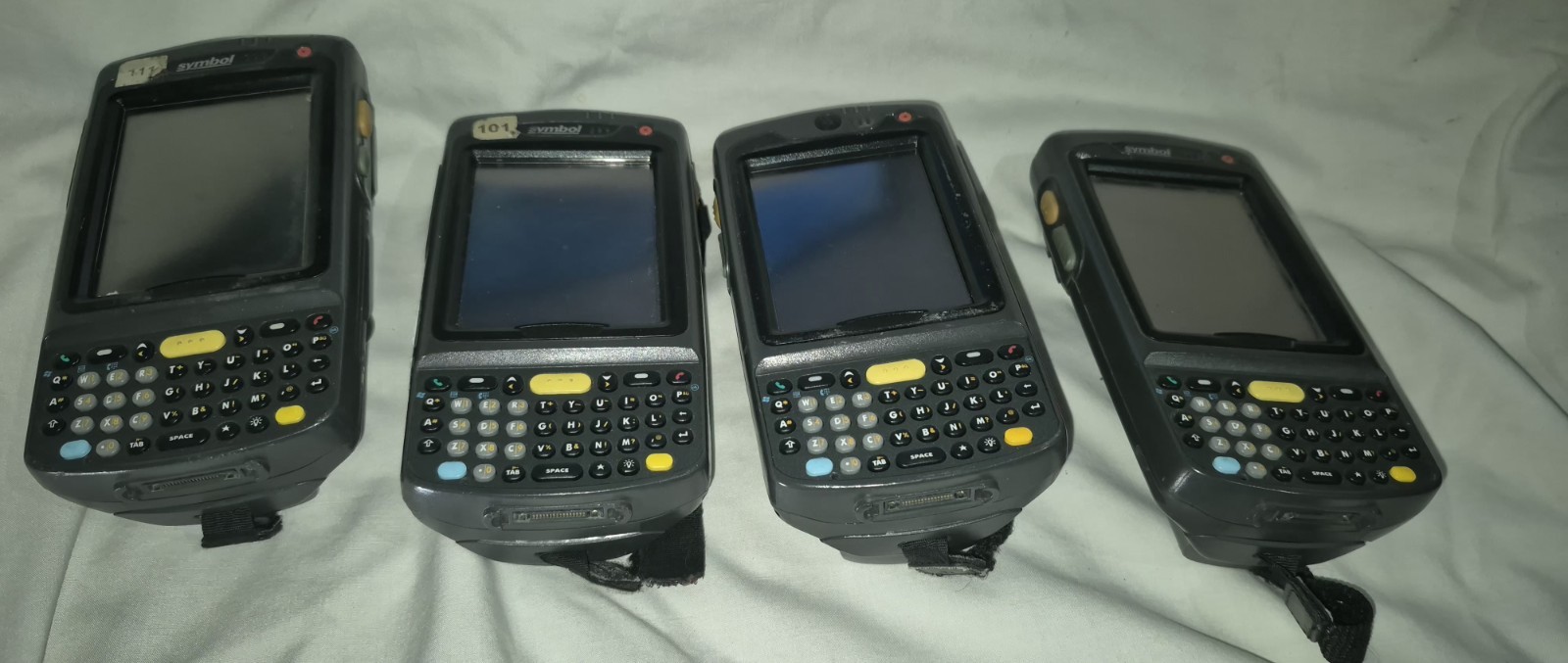UNTESTED  4x MOTOROLA SYMBOL MC7090   BARCODE HANDHELD SCANNER  NOBATTERY NODOCK