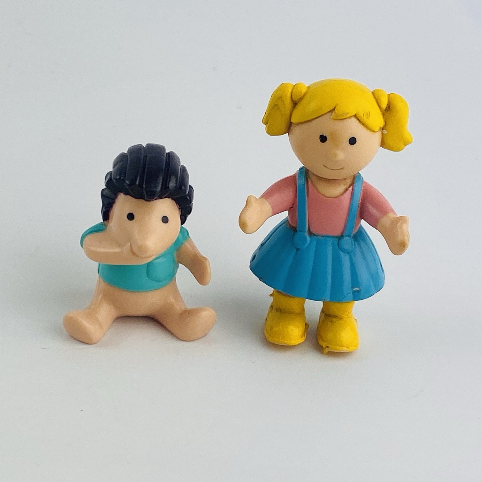 Vintage Bluebird Big Red Fun Bus Dolls Figures 1988 Girl & Hedgehog