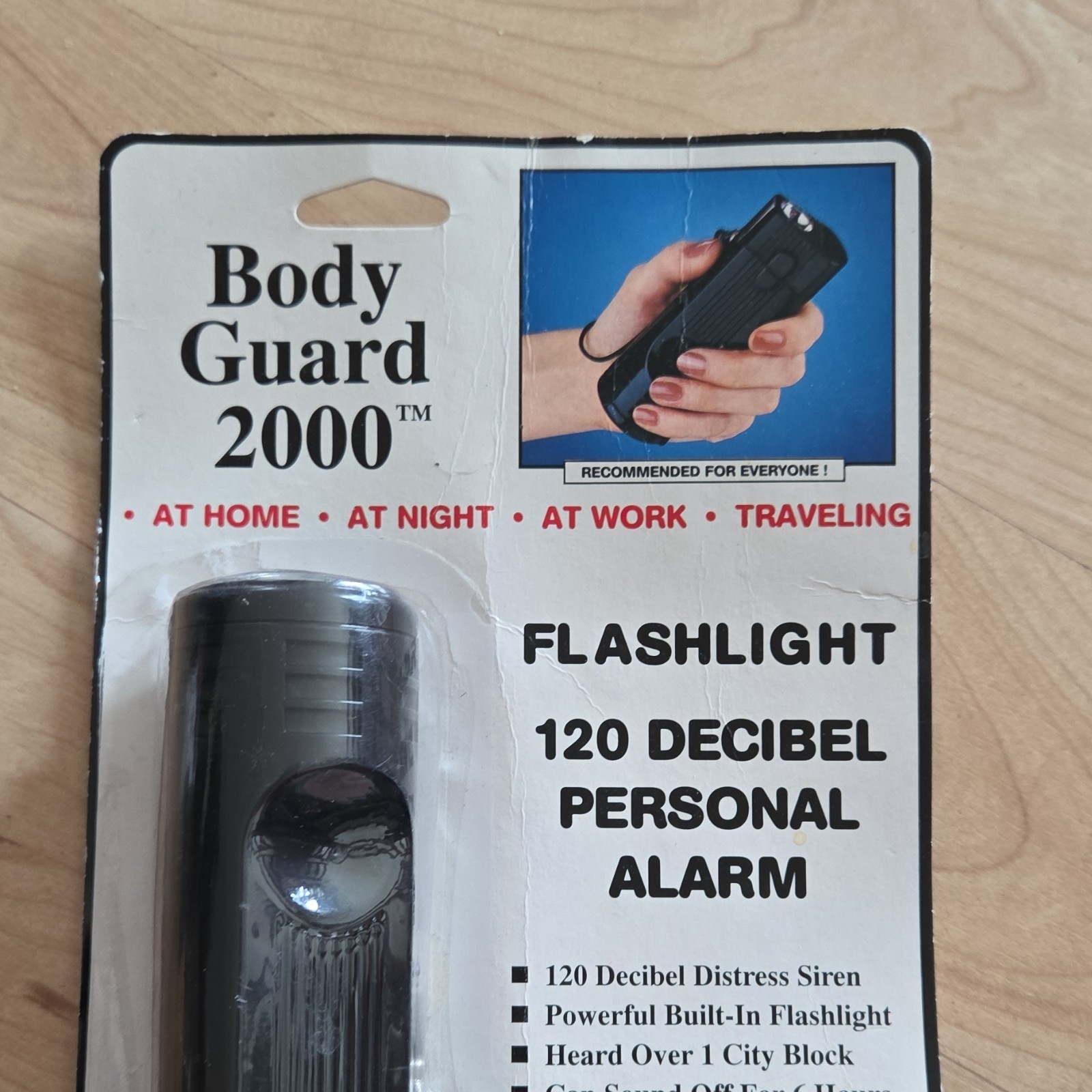 Body Guard 2000 Flashlight 120 Decibel Personal Alarm