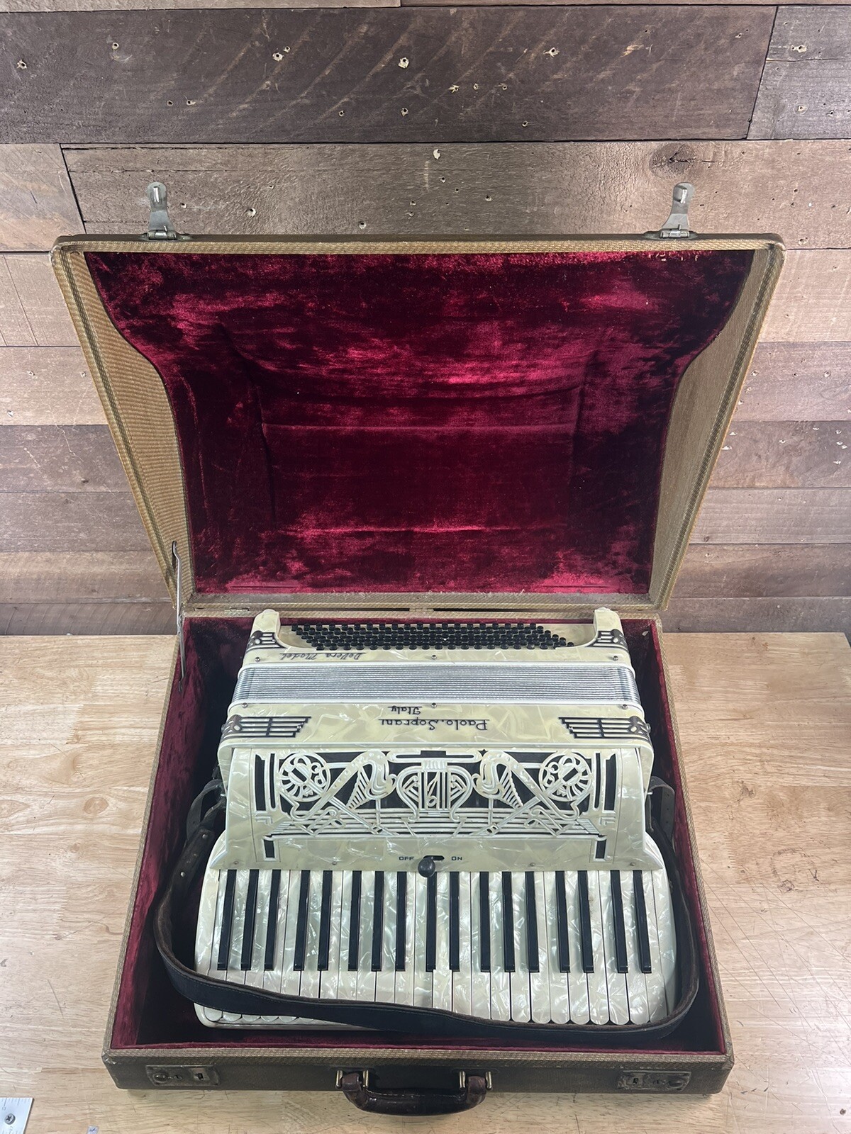 Vintage Paolo Soprani De Vera Model 1002 Accordion W/ Case