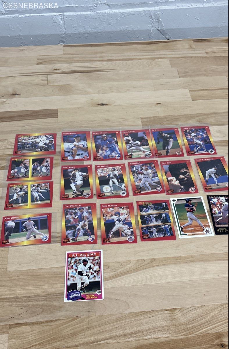 Vintage 1992 Donruss Triple Play baseball trading cards