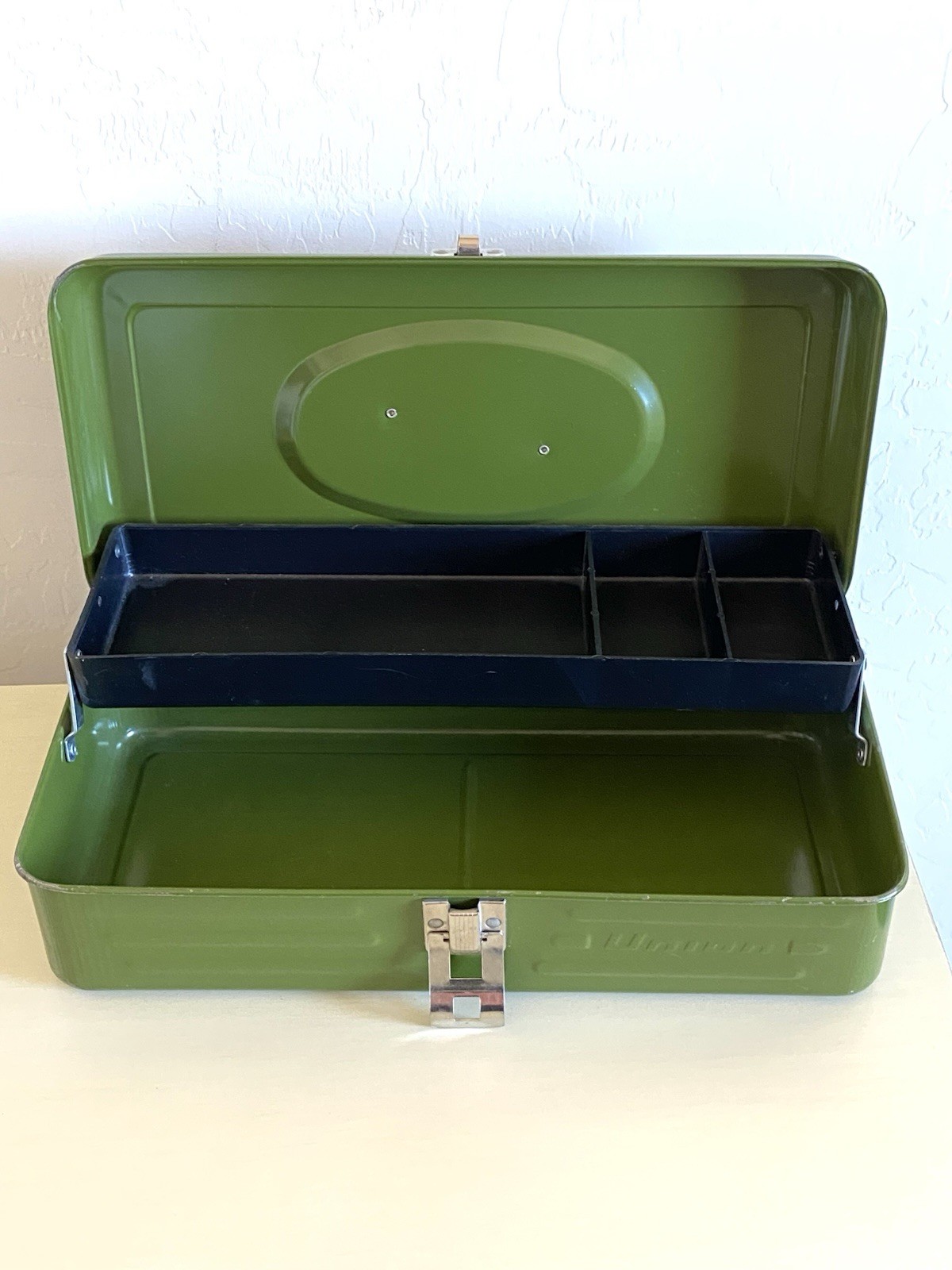 Vintage Green Metal Union Tackle Utility Tool Box Made In USA