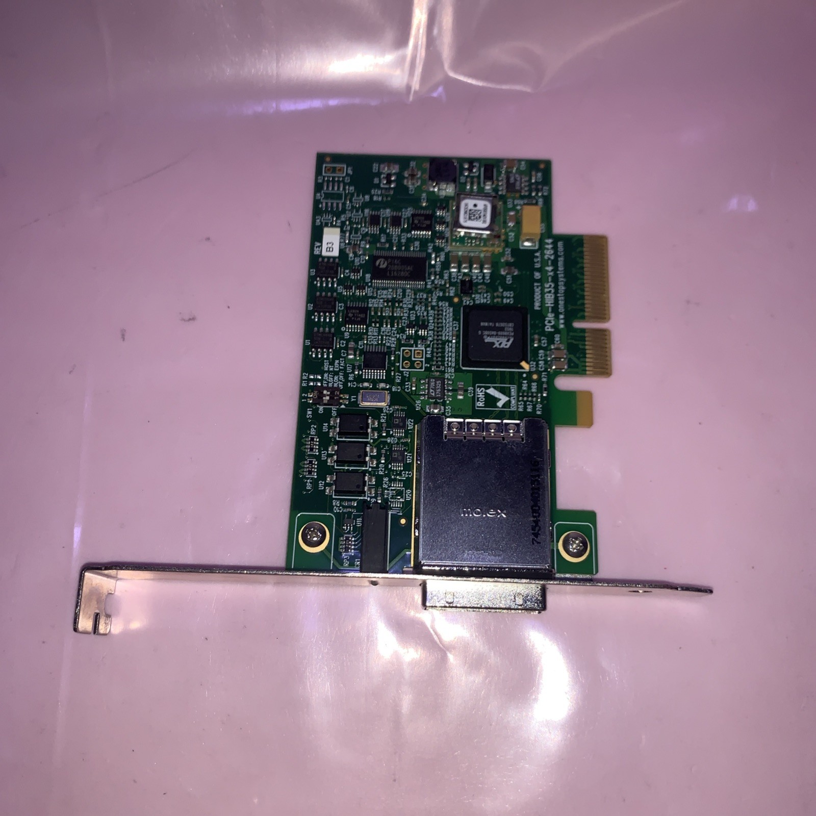 One Stop Systems PCIe-HIB35-x4-2644 Gen 2 Switch-Based Cable Adapter