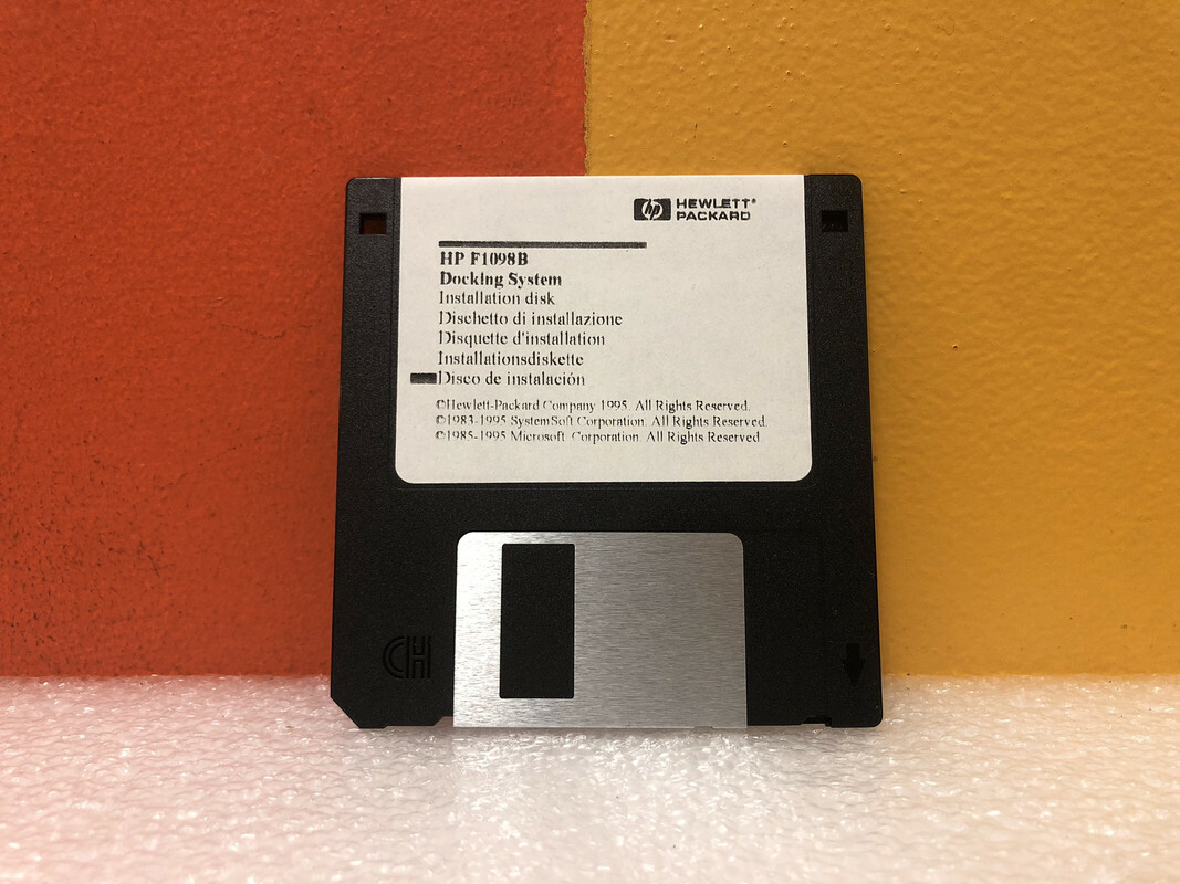 HP F1098B Docking System Installation Floppy Disk Software