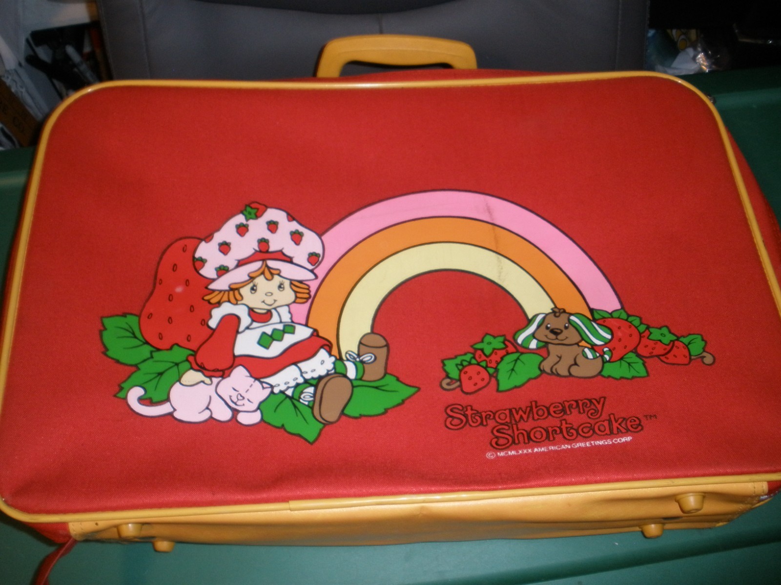 VTG 1980s Strawberry Shortcake Suitcase Luggage Bag American Greetings Child Siz