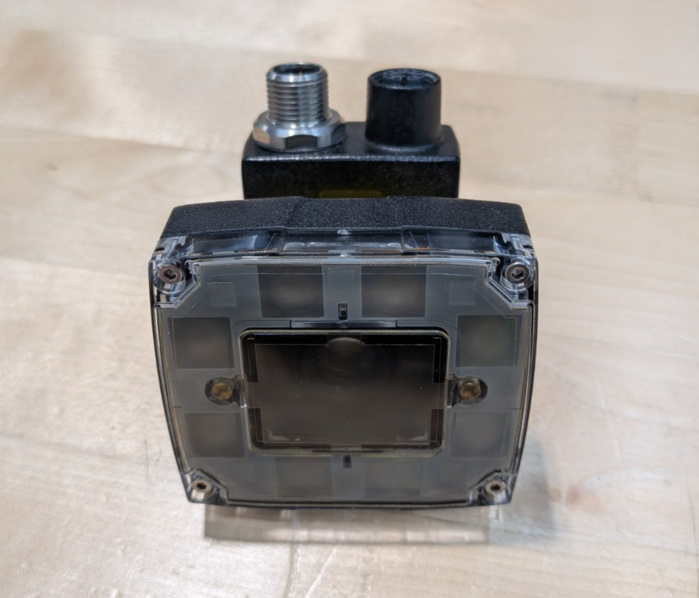 Cognex In-Sight 2000 Vision Sensor System Camera Industrial IS2000C-130-40-SR8