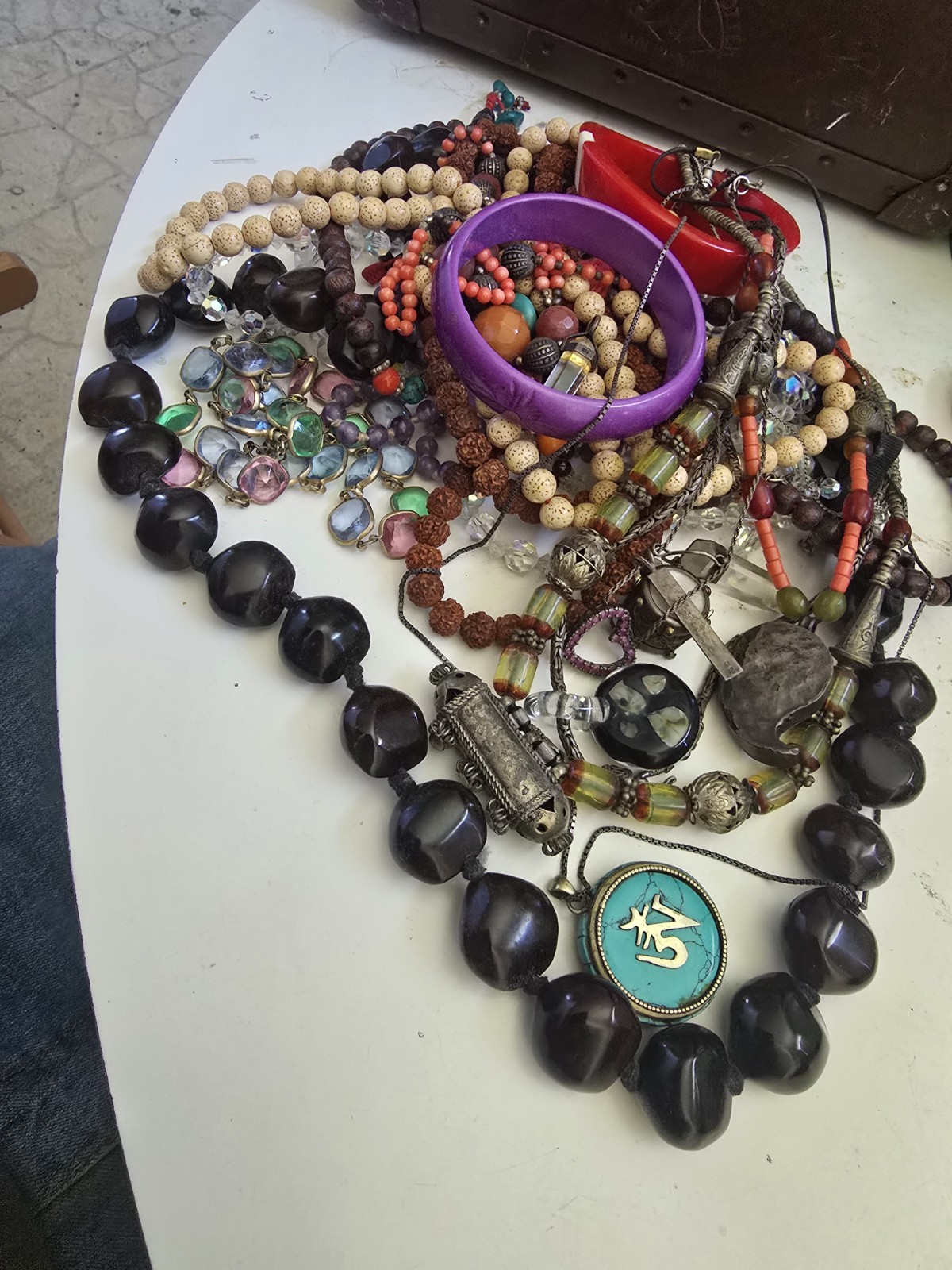 Assorted  Jewelry,  Lot