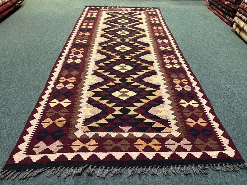200 X 100 CM Stunning Turkish Flat Fine Weave Natural Vegetable Dye Kilim Runner