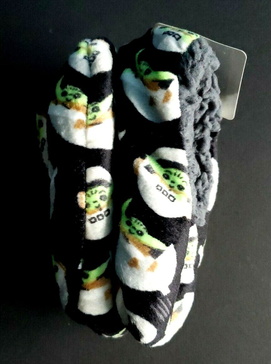 Disney Star Wars Grogu Baby Yoda Fuzzy Babba Slipper Socks ~ Size 2T-3T NWT