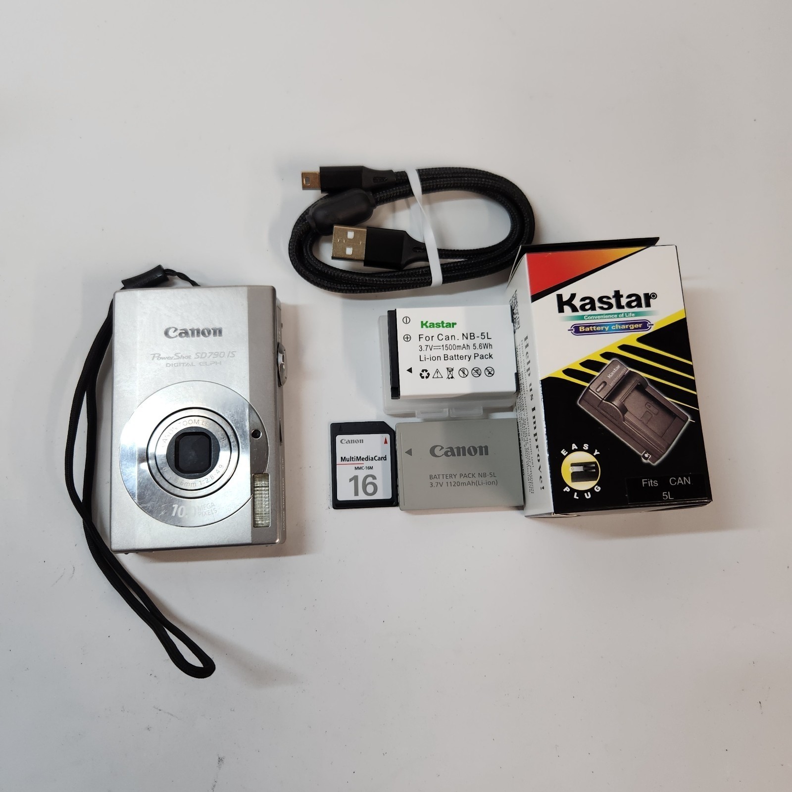 Canon PowerShot ELPH SD790-10.0 MP Digital Camera Bundle Tested A+