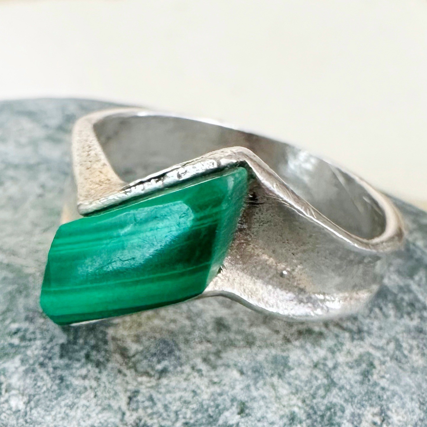 Vintage Malachite Ring Sterling Silver Handmade Green Stone Band Ring Sz 11