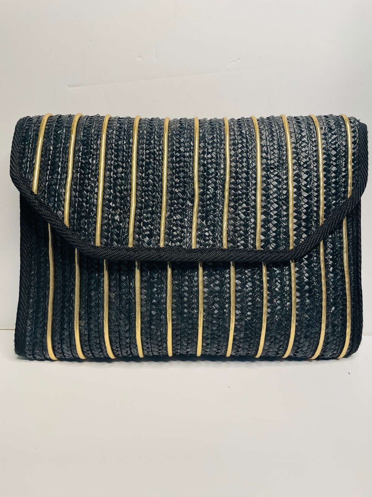 VTG 70'S-80's  LOVELY!BLACK&GOLD STRAW RATTAN PURSE ENVELOPE CLUTCH SHOULDER BAG