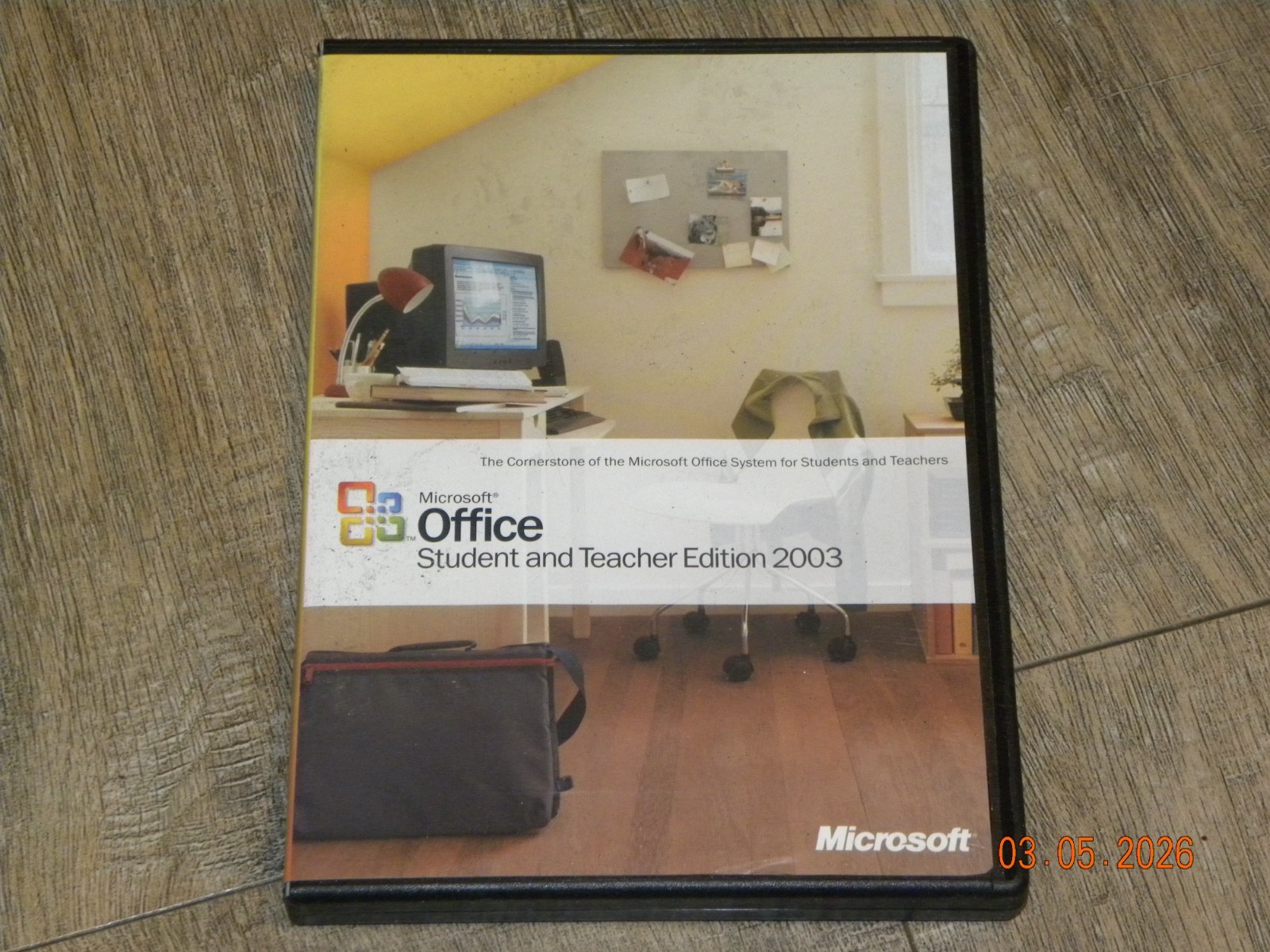 Microsoft Office 2003 Student and Teacher Edition w/ Product Key SCRATCH FREE!