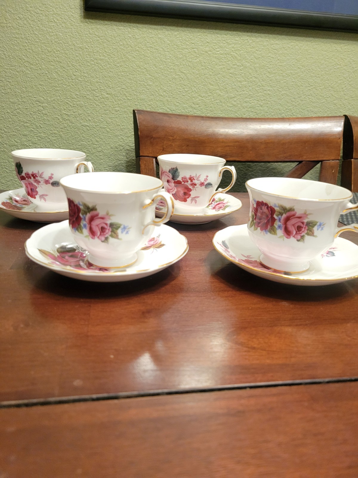 Johnson Bros The Friendly Village Floral 8-Piece Ceramic Cup & Saucer Set Engla…