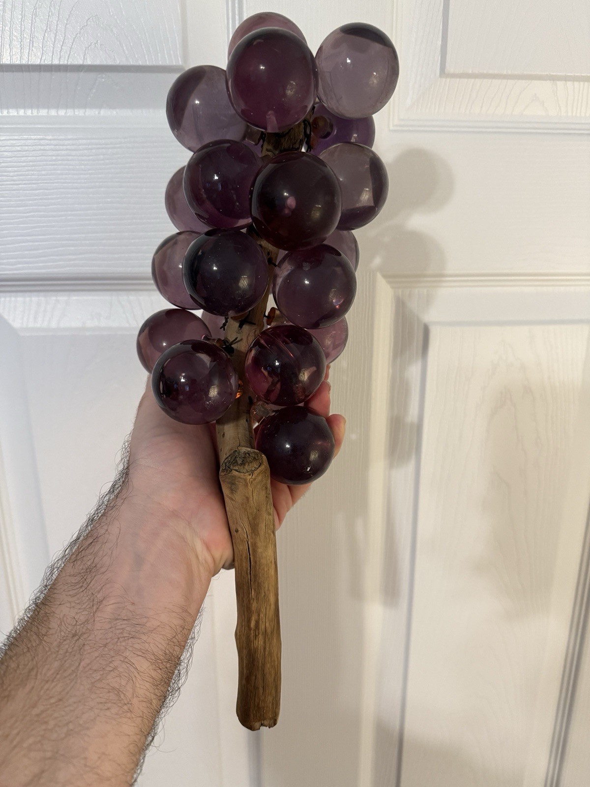 Large Purple Lucite Grape Driftwood Cluster Centerpiece MCM 30+ Grapes 15"