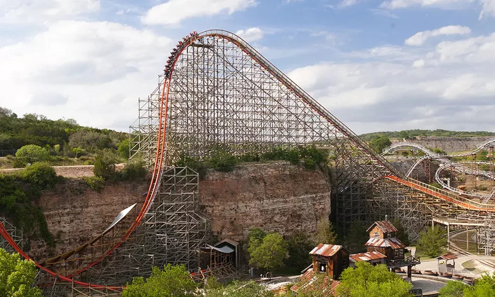 Six Flags Single Day Ticket 2025 – Instant Email Delivery, Free Shipping