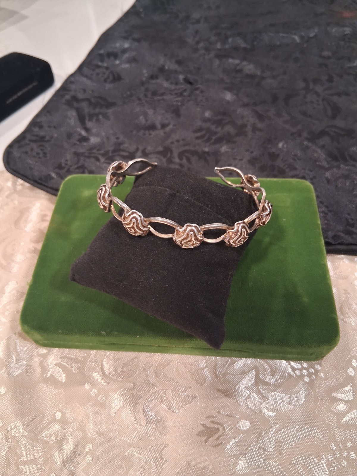 Vintage Sterling Silver Lg Cuff With Rose Or Celtic Design 8.5"