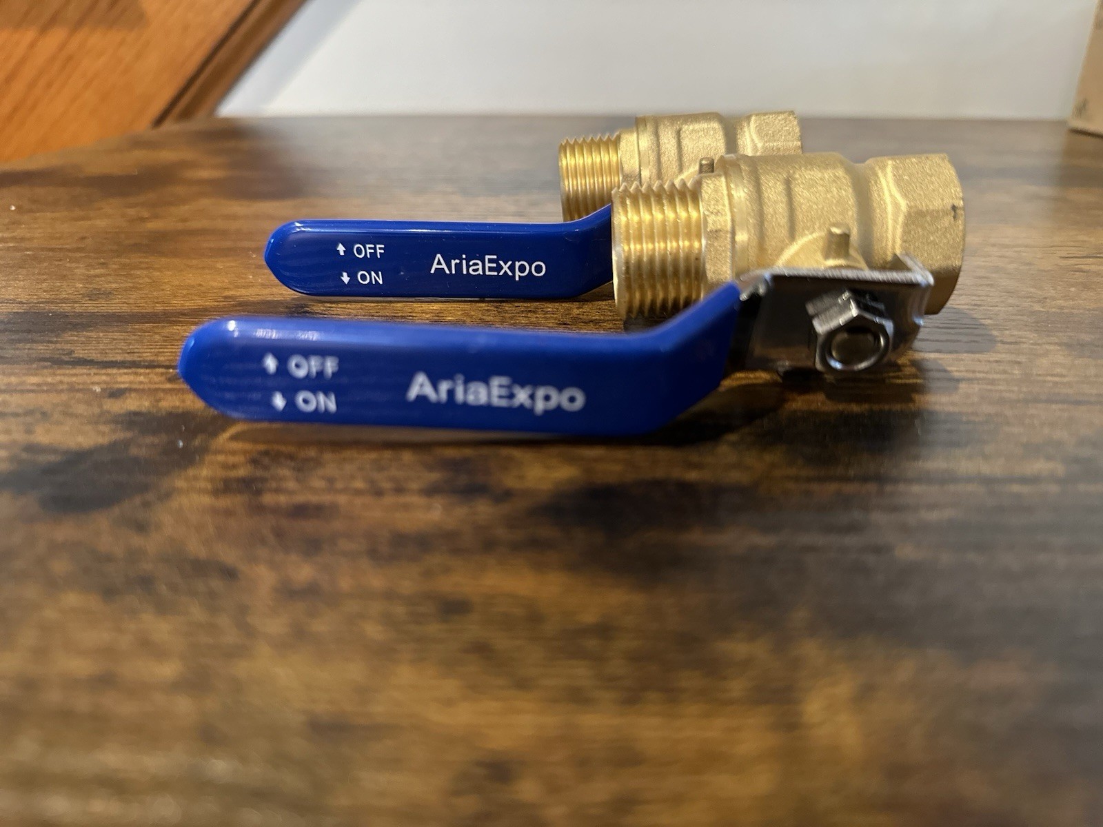 AriaExpo Valve 3/4" FNPT x 3/4" MNPT Female To Male Brass Shut Off