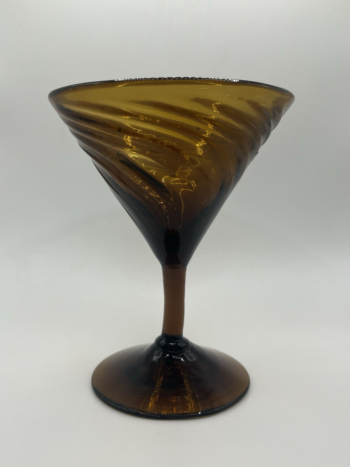 Vintage El Saltillero Saltille Mexico Hand Blown Martini Glass Amber Swirl  5”