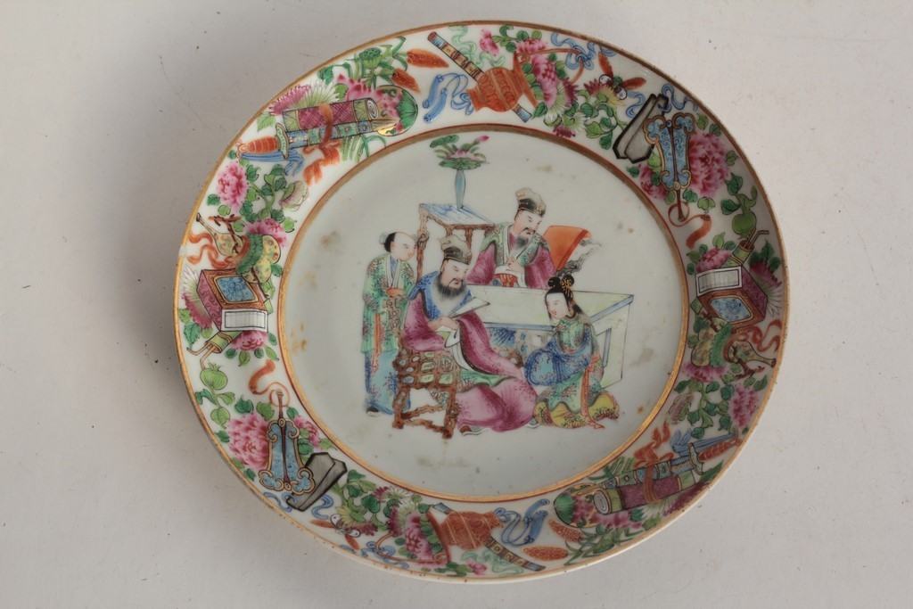 Cantonese glazed porcelain plate, China, 19th century (62486)